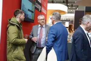 Besucher auf der didacta 2025 Bildungsmesse